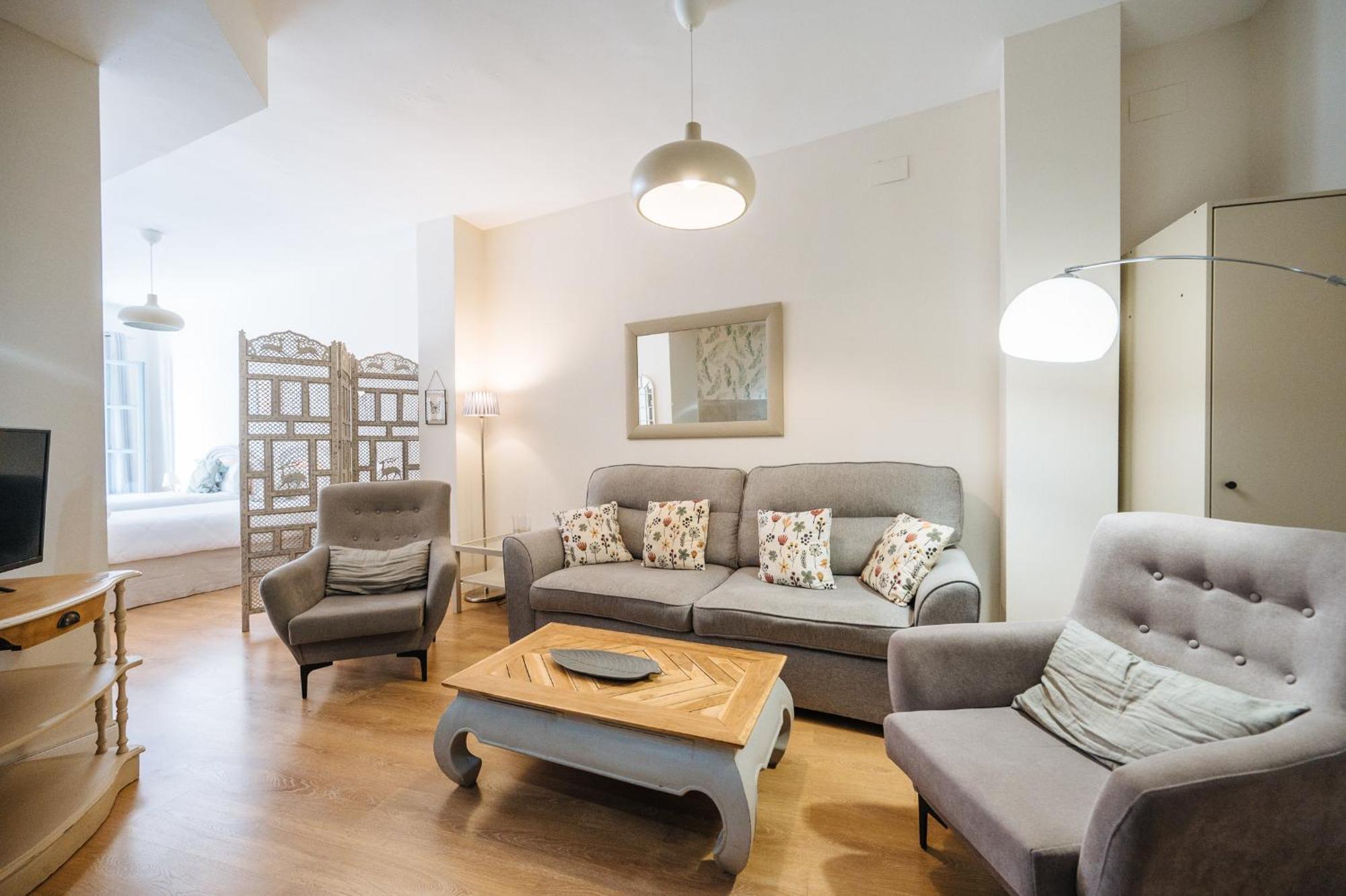 Sierpes 54, By Homing U Apartment Seville Exterior photo