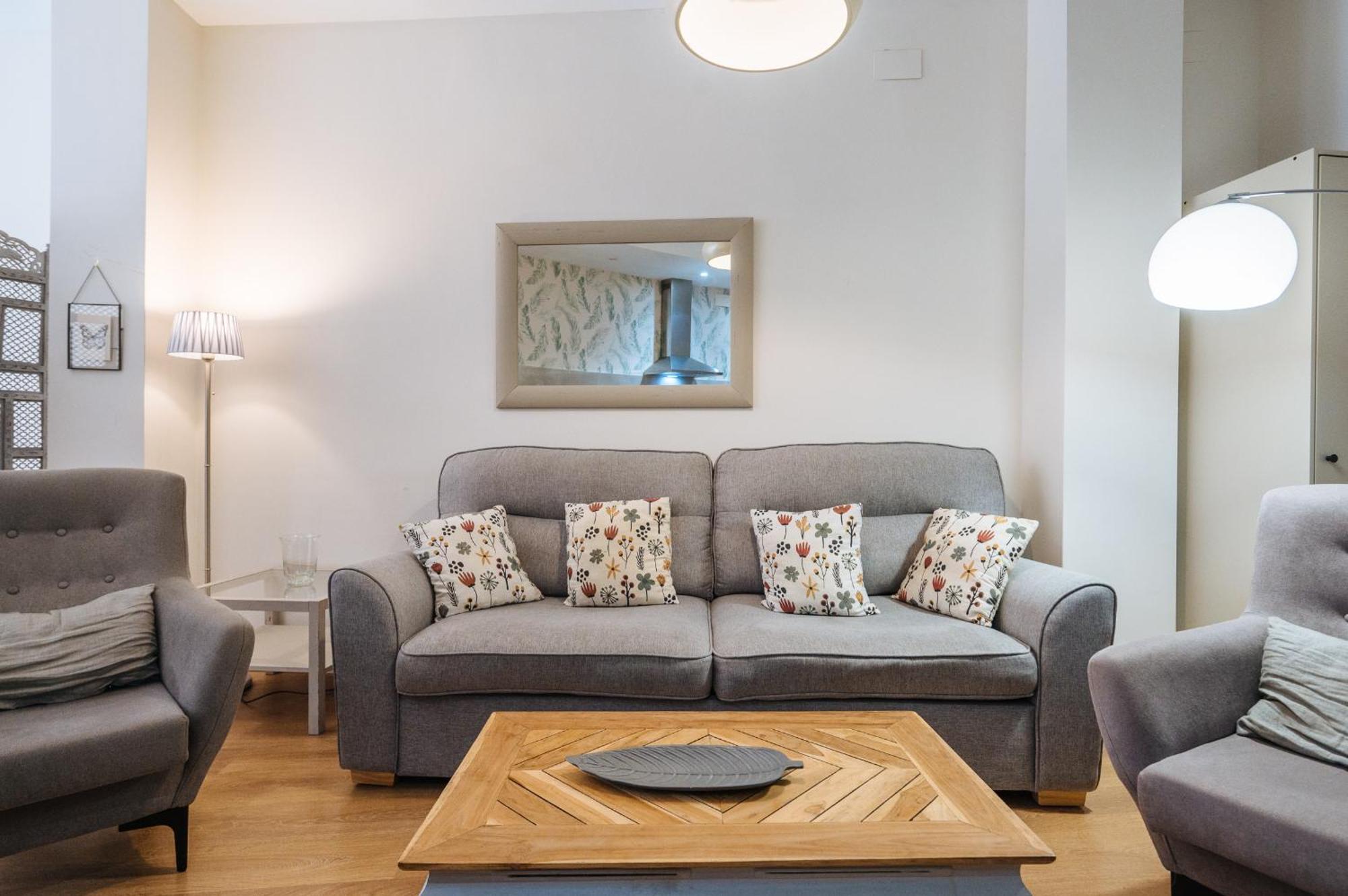 Sierpes 54, By Homing U Apartment Seville Exterior photo